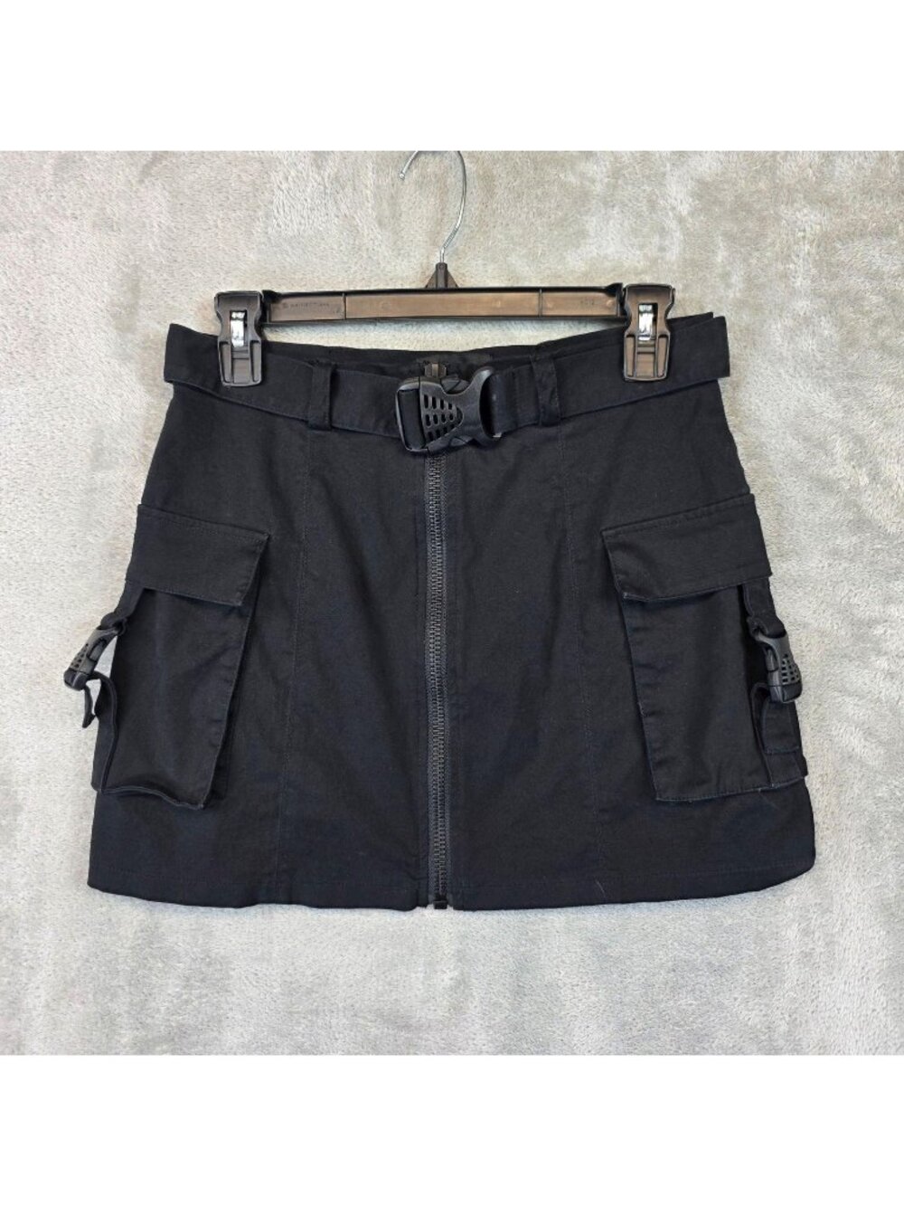Poster Grl Dolls Kill Skirt Womens M Black Cargo Mini Belted Zip Pockets Buckle